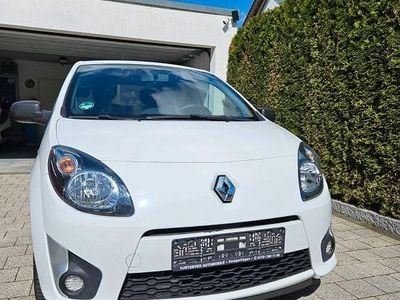 Second-hand Renault Twingo Dynamique 75 CP (55 kW) 2011 Alb Hatchback