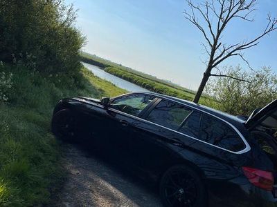 Usata BMW 320 Efficient Dynamics 163 CV (119 kW) 2015 Nero Station wagon
