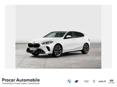 Usado BMW 120 Shadowline 163 HP (119 kW) 2025 Branco Citadino