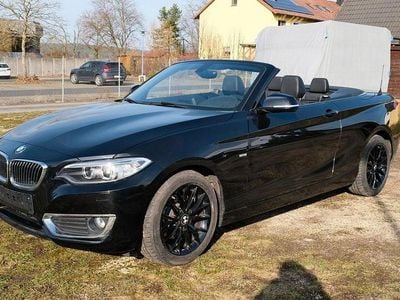 Gebraucht BMW 220 Luxury Line 184 PS (135 kW) 2015 Schwarz Cabrio