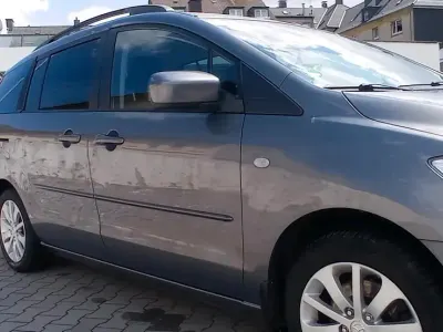 Begagnad Mazda 5 115 HK (84 kW) 2007 Grå Minibuss