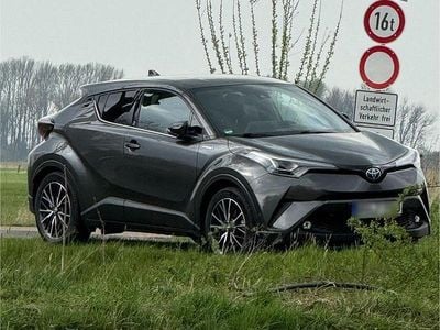 Gebraucht Toyota C-HR Team 122 PS (89 kW) 2018 Grau SUV