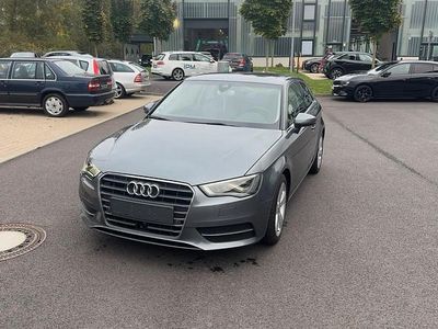 Gebraucht Audi A3 Ambition 122 PS (89 kW) 2013 Grau Kleinwagen