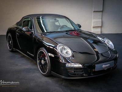 Porsche 911 Carrera GTS