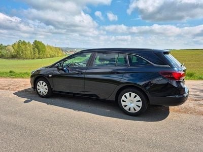 Gebraucht Opel Astra Business 105 PS (77 kW) 2019 Blau Kombi