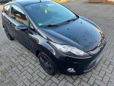 Gebraucht Ford Fiesta Champions Edition 82 PS (60 kW) 2012 Schwarz Kleinwagen