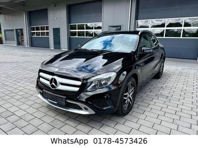 Mercedes GLA220