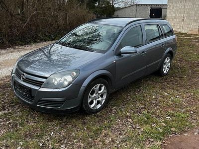 Begagnad Opel Astra 105 HK (77 kW) 2005 Kombi