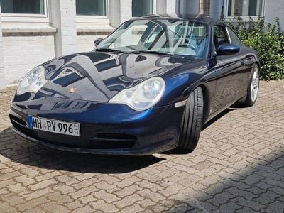 Porsche 911 Carrera
