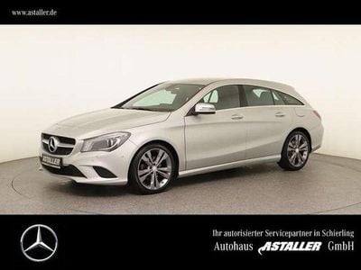 Gebraucht Mercedes CLA180 Shooting Brake Urban 122 PS (89 kW) 2016 Polarsilber metallic (metallic) Kombi