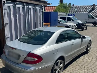 Gebraucht Mercedes CLK200 150 PS (110 kW) 2007 Silber Coupé