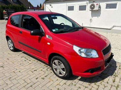 Gebraucht Chevrolet Aveo 84 PS (61 kW) 2010 Rot Kleinwagen