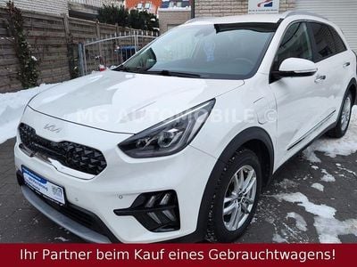 Weiß Gebraucht 2022 Kia Niro Spirit SUV | 15.390 € (Guter Preis)