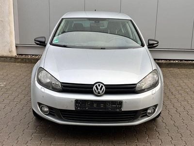 Gebraucht VW Golf VII Match 86 PS (63 kW) 2012 Silber Limousine