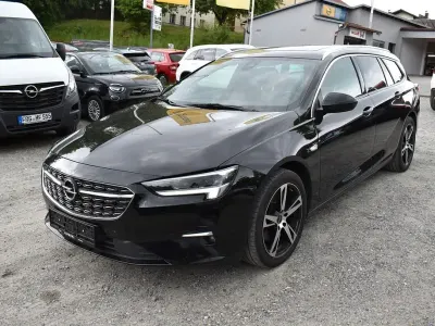 Gebraucht Opel Insignia 174 PS (127 kW) 2021 Onyx schwarz (metallic) Kombi