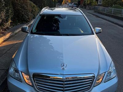 Gebraucht Mercedes E220 Elegance 170 PS (125 kW) 2011 Silber Kombi