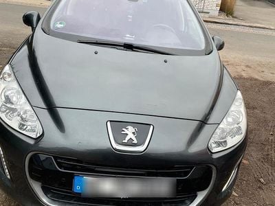 Gebraucht Peugeot 308 SW 150 PS (110 kW) 2012 Grau Kombi