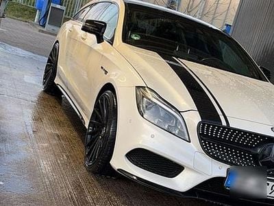 Mercedes CLS500 Shooting Brake