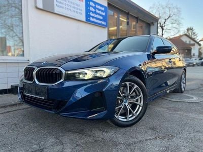 Blau Gebraucht 2022 BMW 320e Sport Line Limousine | 26.999 € (Guter Preis)