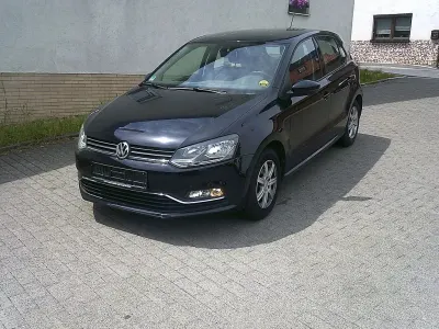 Gebraucht VW Polo Comfortline 90 PS (66 kW) 2014 Schwarz Limousine