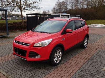 Gebraucht Ford Kuga Titanium 179 PS (131 kW) 2015 Rot SUV