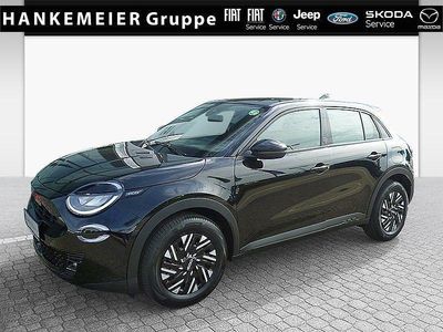 Neu Fiat 600E Red 114 kW (156 PS) 2025 Schwarz SUV