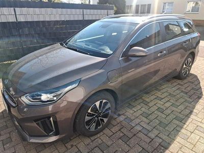 Gebraucht Kia Ceed Spirit 141 PS (103 kW) 2021 Braun Kleinwagen