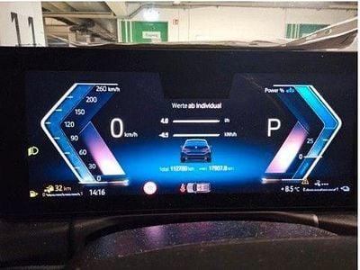 Gebraucht BMW 320e 163 PS (119 kW) 2022 Schwarz Limousine