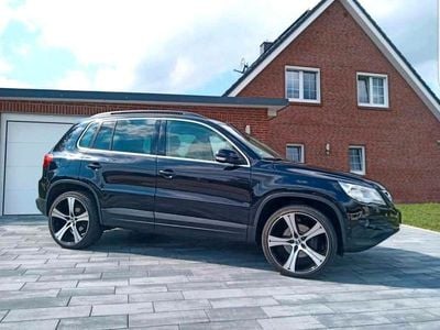 Schwarz Gebraucht 2008 VW Tiguan Track & Field SUV | 5.500 € (Fairer Preis)