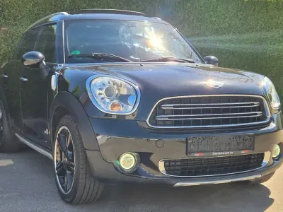 Second-hand Mini Cooper D Countryman 111 CP (81 kW) 2014 Negru SUV