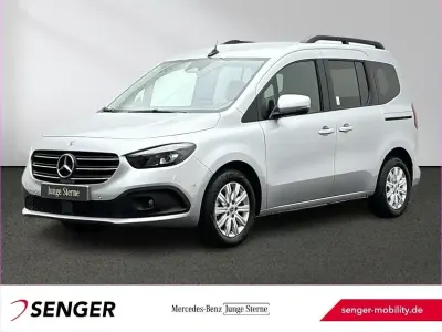 Gebraucht Mercedes T180 Progressive 116 PS (85 kW) 2025 Silber Van / Kleinbus