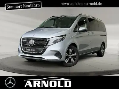 Gebraucht Mercedes V250 Style 190 PS (139 kW) 2025 Silber (hightechsilber) Van / Kleinbus