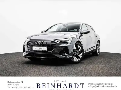 Gebraucht Audi e-tron S-Line 300 kW (408 PS) 2023 Daytonagrau perleffekt SUV
