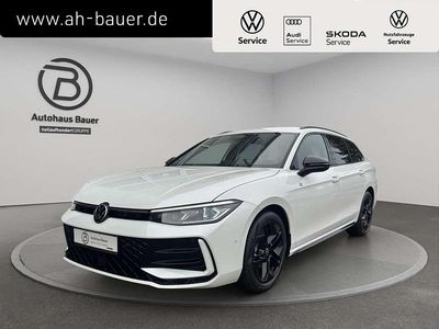 Neu VW Passat R-line 150 PS (110 kW) 2025 Weiß Kombi