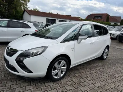 Gebraucht Opel Zafira 140 PS (102 kW) 2015 Weiß Van / Kleinbus