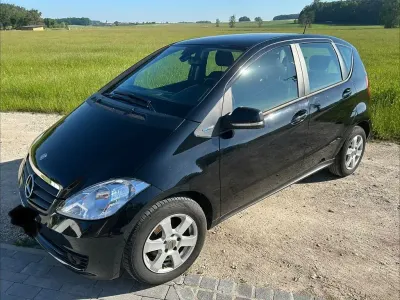 Gebraucht Mercedes A160 95 PS (69 kW) 2010 Schwarz Limousine