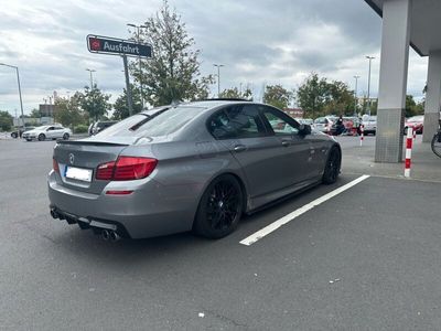 gebraucht BMW 530 Beeindruckender d mit 313 PS - M5 Optik