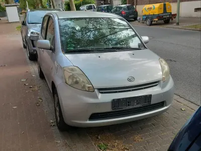 Gebraucht Daihatsu Sirion 69 PS (50 kW) 2005 Grau Kleinwagen