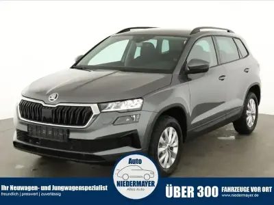 Ny Skoda Karoq Selection 150 HK (110 kW) 2025 Svart SUV