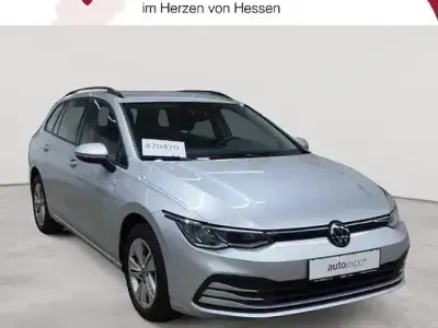 Gebraucht VW Golf VIII Life 116 PS (85 kW) 2023 Silber Kombi