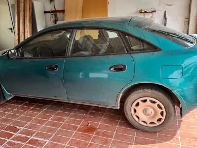 Gebraucht Mazda 323C 114 PS (83 kW) 1994 Limousine
