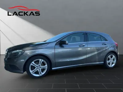 Gebraucht Mercedes A180 Urban 122 PS (89 kW) 2013 Grau Kleinwagen