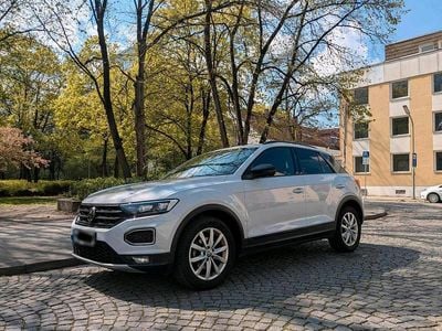 Usado VW T-Roc 150 HP (110 kW) 2022 Branco SUV