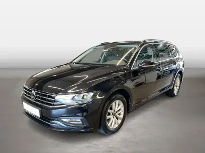Gebraucht VW Passat Business 150 PS (110 kW) 2023 Deep black perleffekt (metallic) Kombi
