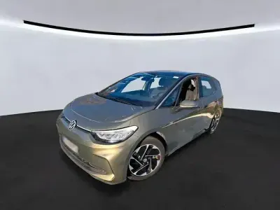 Usata VW ID.3 Pro 150 kW (204 CV) 2023 Verde Utilitaria