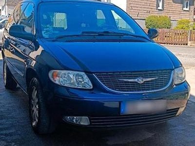 Usado Chrysler Grand Voyager 174 HP (127 kW) 2001 Azul Monovolume