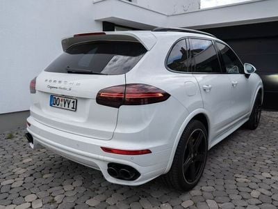 Porsche Cayenne Turbo S