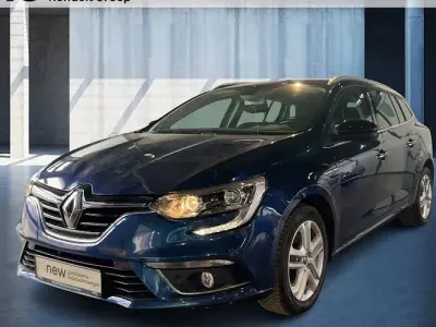 Gebraucht Renault Mégane GrandTour LIMITED 140 PS (102 kW) 2020 Blau Kombi