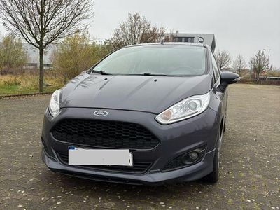 Gebraucht Ford Fiesta Sport 125 PS (91 kW) 2013 Grau Coupé