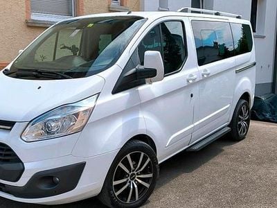 Ford Tourneo Custom